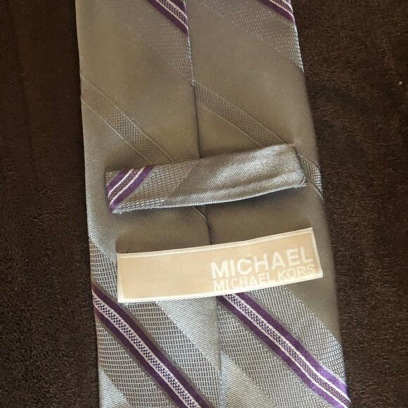 Men’s tie - Picture 2 of 4